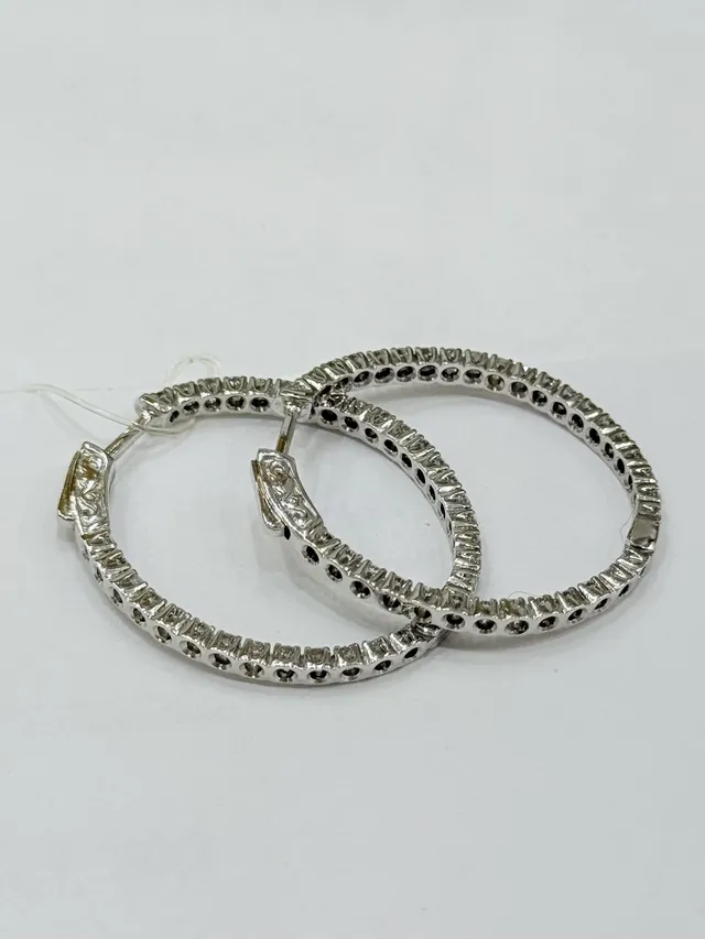 Серьги из золота 585 с бриллиантом
