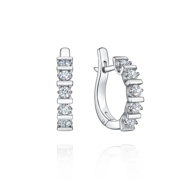 Серьги из золота 585 с бриллиантом